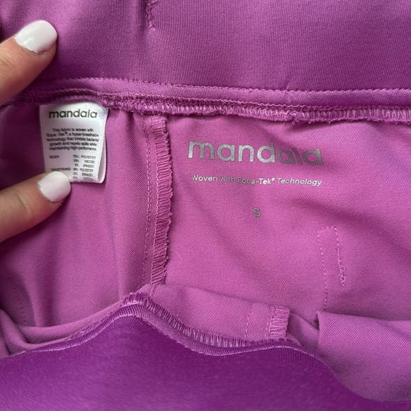 Used Dahlia color Mandala scrub set - Picture 3 of 3